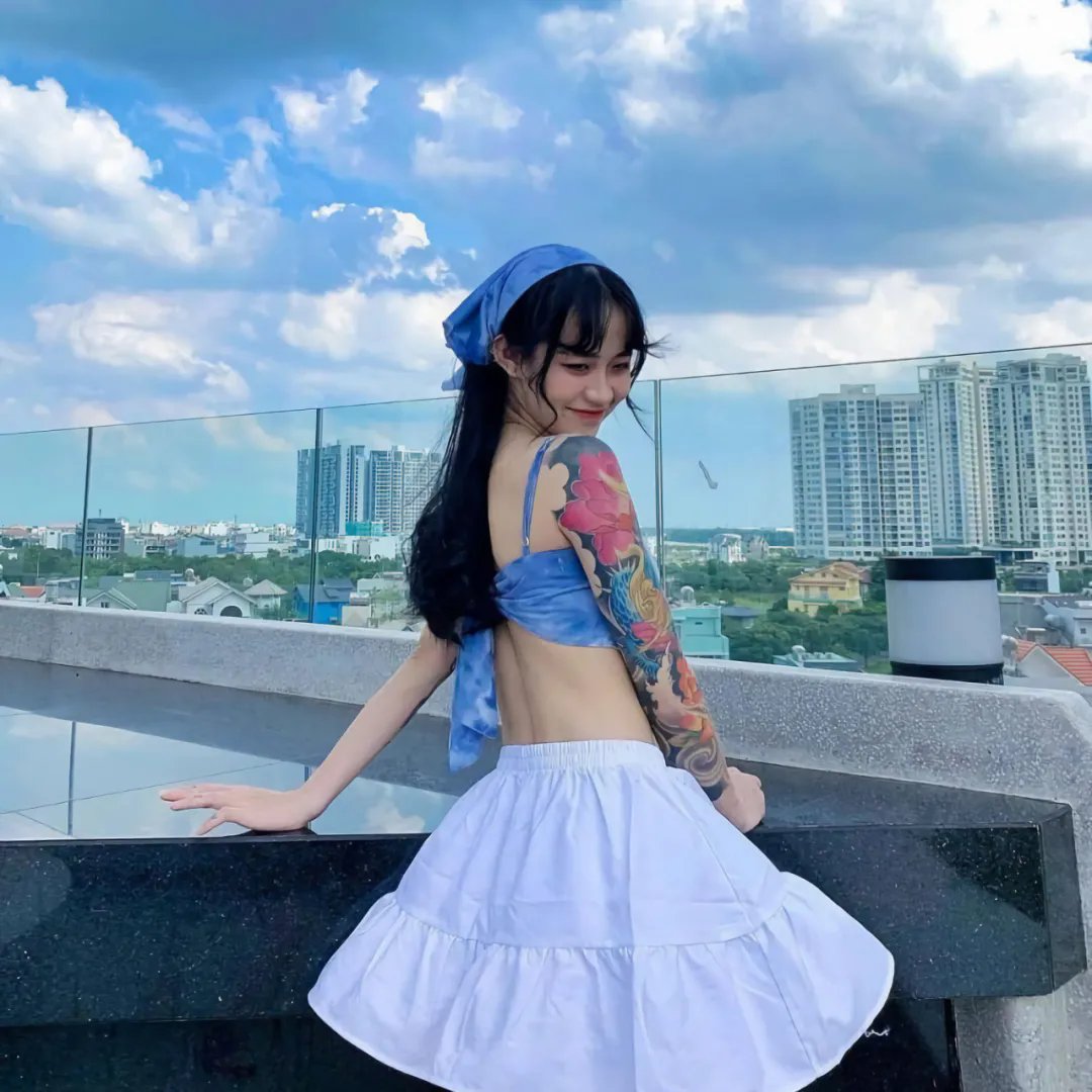 白雾谜岸
